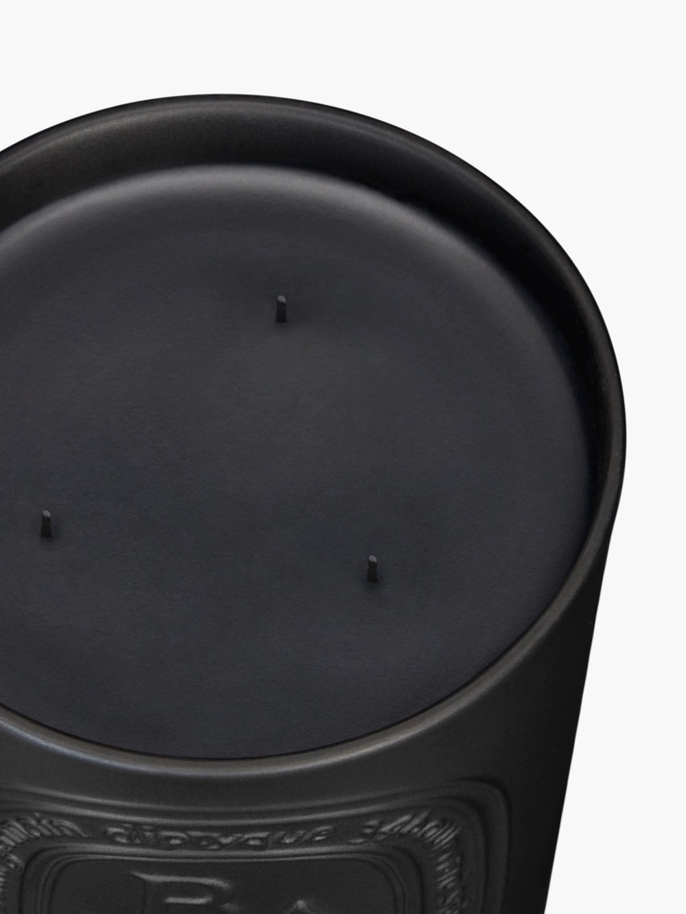 DIPTYQUE 3 wick Large Black BAIES Candle 1/2 full - Picture 3 of 5